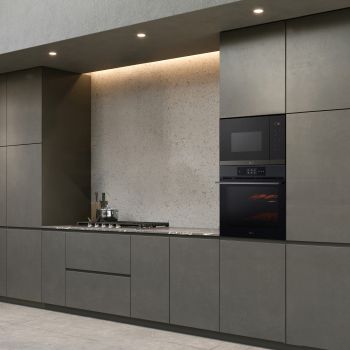 Foto ambientata forno microonde da incasso MG7Z2593B